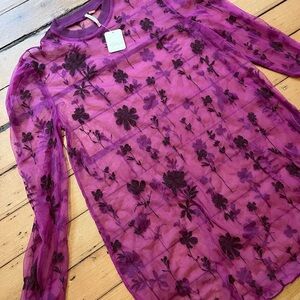 New With Tags Free People Fuchsia Mesh Floral Applique Top